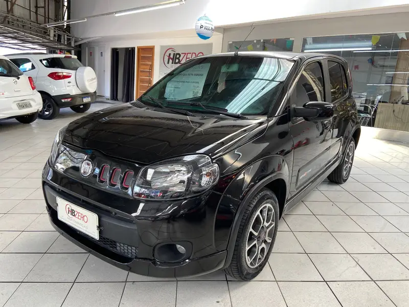Fiat Uno Sporting 1.4 8V (Flex) 4p
