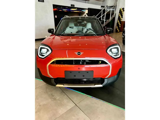 Carro MINI Aceman 2025 SE