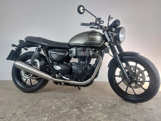 Moto Triumph Street Twin 2022 900cc
