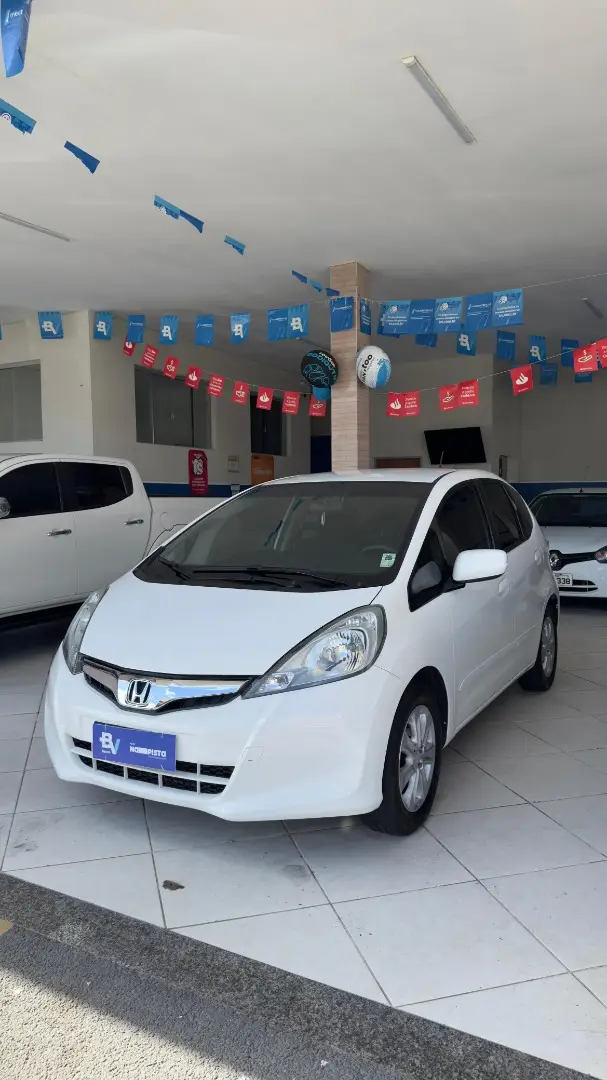 Carro Honda Fit 2014 LX 1.4 (flex)