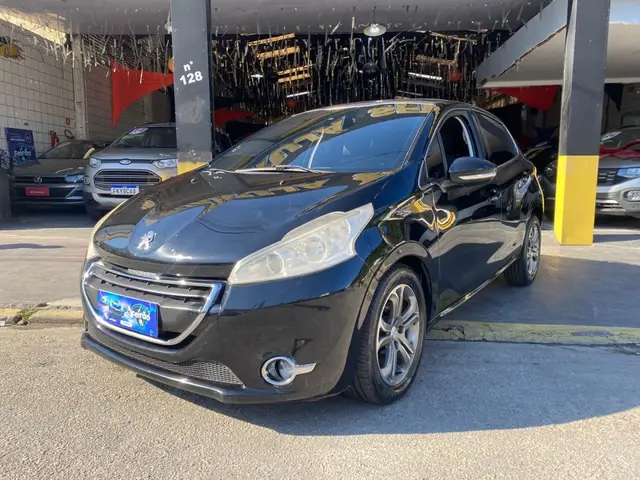 Carro Peugeot 208 2014 Griffe 1.6 16V (Flex)