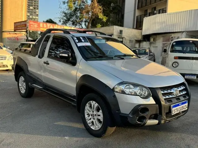 Carro Fiat Strada 2011 Adventure 1.8 16V (Flex) (Cabine Dupla)