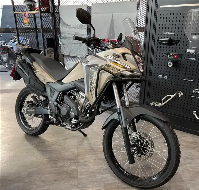 Moto Honda XRE Sahara 300 2024 Adventure