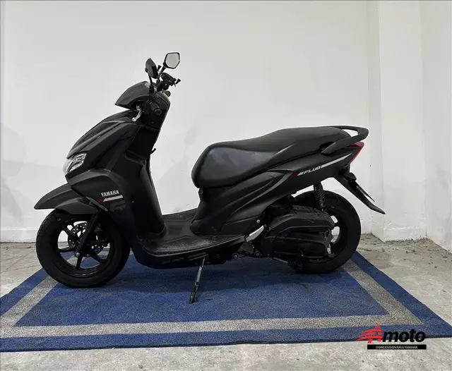 Moto Yamaha Fluo 2025 ABS