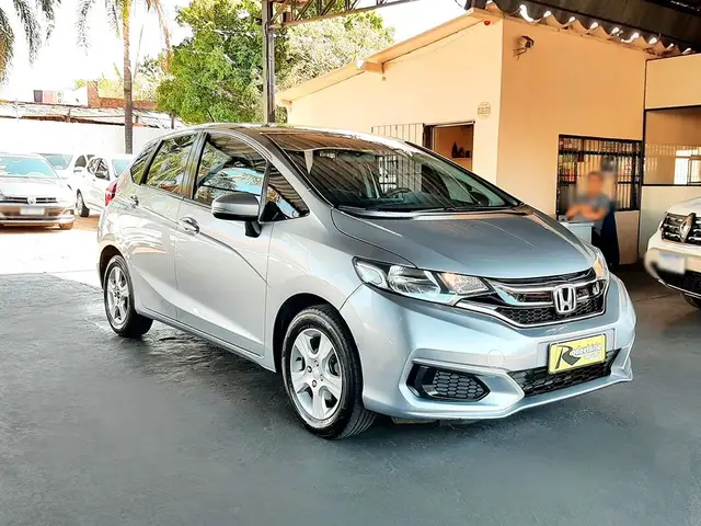 Carro Honda Fit 2018 1.5 16v Personal CVT (Flex)