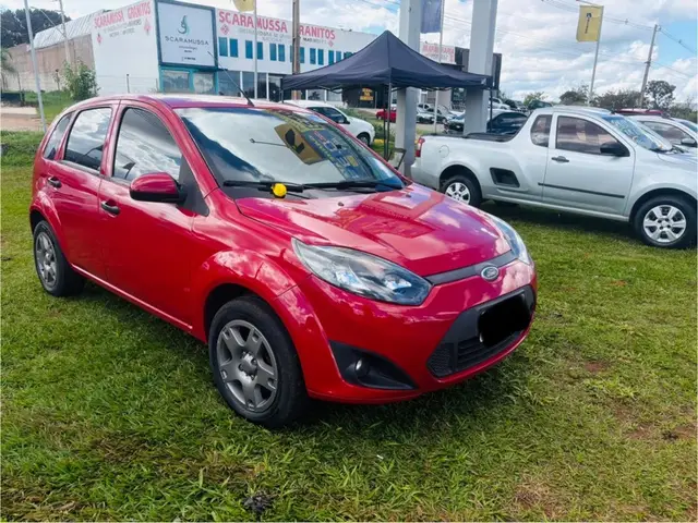 Carro Ford Fiesta Hatch 2013 Rocam 1.0 (Flex)