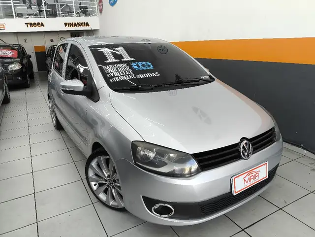 Carro Volkswagen Fox 2011 1.6 8V (Flex)