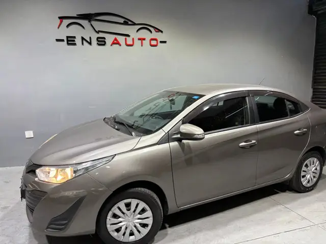 Carro Toyota Yaris Sedan 2021 1.5 XL Live CVT (Flex)