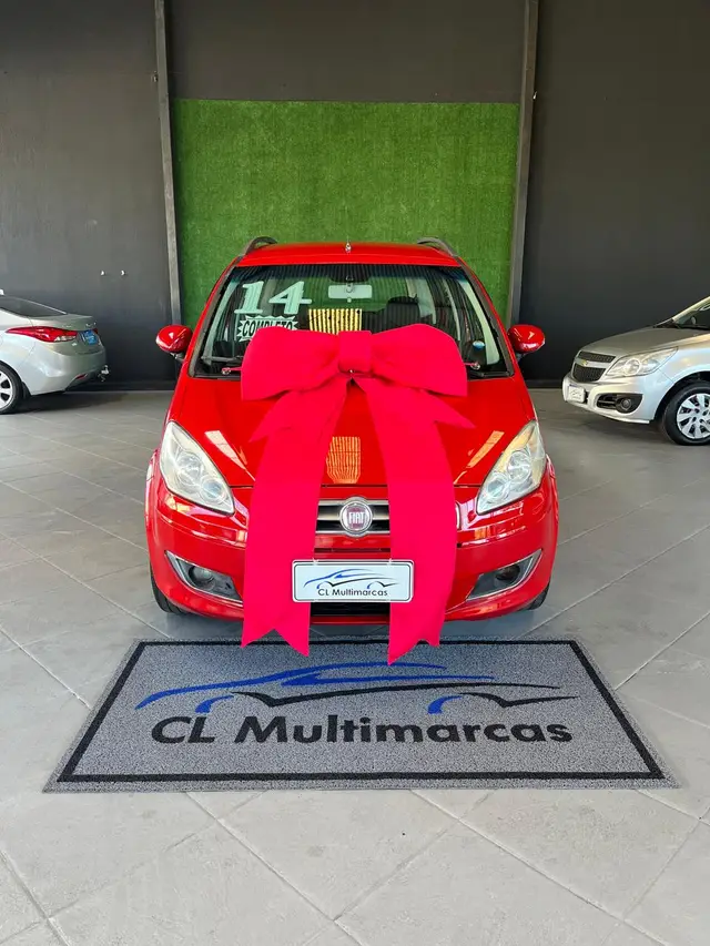 Carro Fiat Idea 2014 Attractive 1.4 8V (Flex)