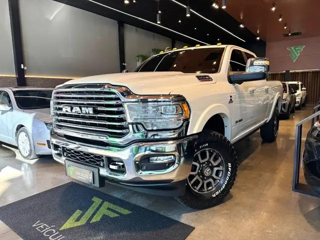 Carro RAM 3500 2024 Limited Longhorn 6.7 4x4