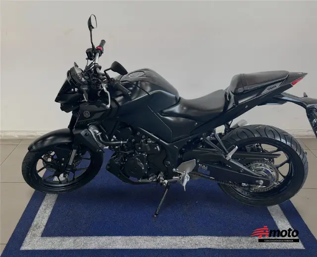 Moto Yamaha MT-03 2023 ABS