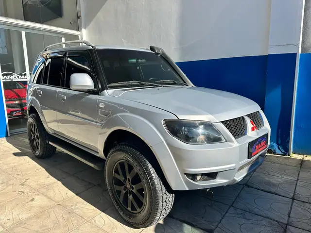 Carro Mitsubishi Pajero TR4 2010 2.0 16V (flex)