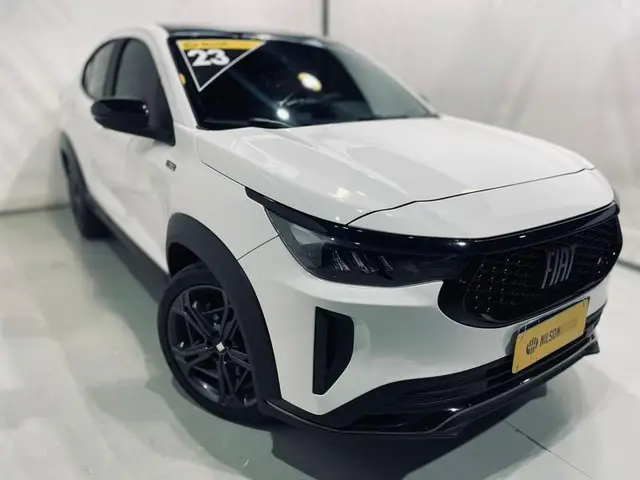 Carro Fiat Fastback 2023 Turbo 270 Limited Edition