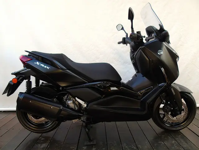 Moto Yamaha XMax 2025 250 Connected
