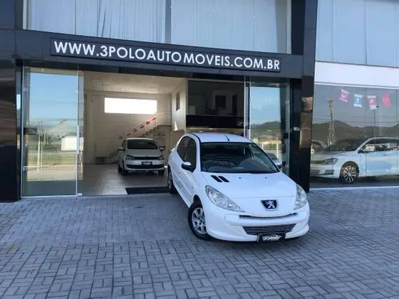 Carro Peugeot 207 2013 Hatch XR 1.4 8V (flex) 4p