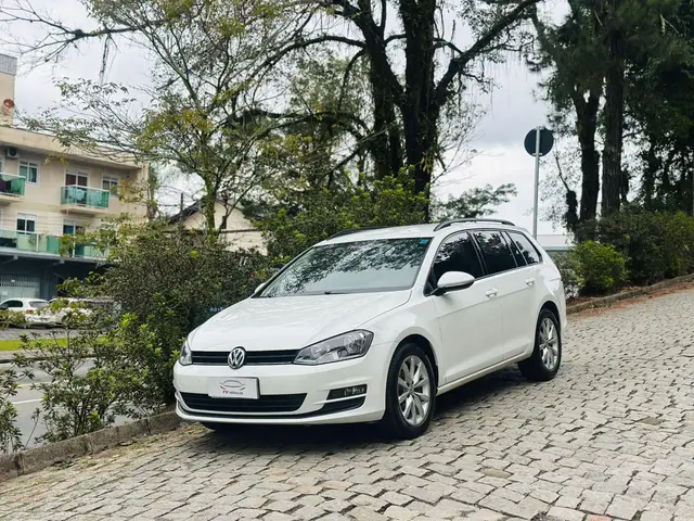 Carro Volkswagen Golf Variant 2016 Comfortline 1.4 TSi DSG BlueM.