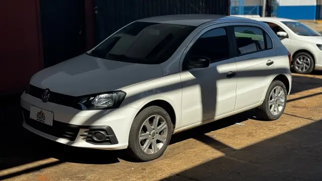 Carro Volkswagen Gol 2017 1.0 MPI Trendline 12V 5p (Flex)