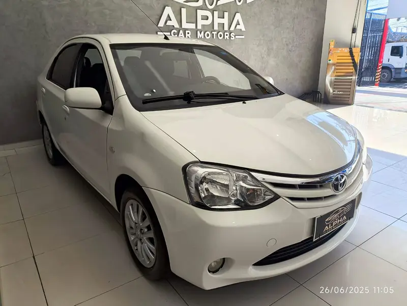 Toyota Etios Sedan XLS 1.5 (Flex)
