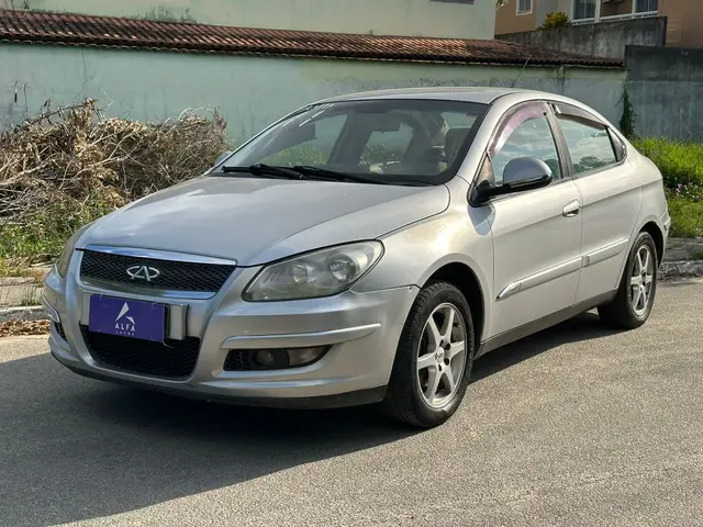Carro CAOA Chery Cielo Sedan 2011 1.6 16V