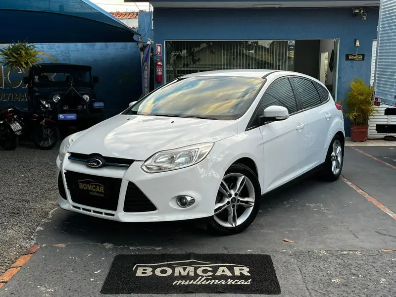 Ford Focus Hatch SE 1.6 16V TiVCT PowerShift