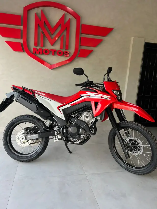 Moto Honda XR 300L 2025 Tornado