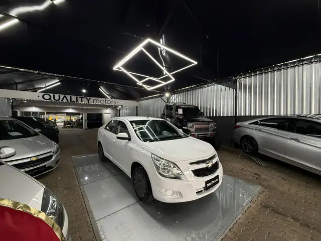 Carro Chevrolet Cobalt 2012 LT 1.4 8V (Flex)