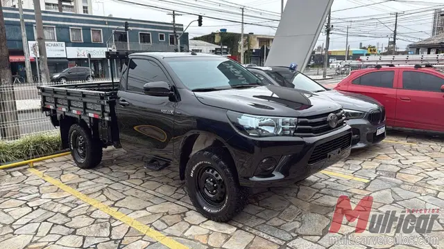 Carro Toyota Hilux Cabine Simples 2025 2.8 TDI CS 4x4