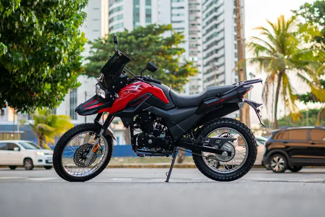 Moto Shineray SHI 175 2025 CBS