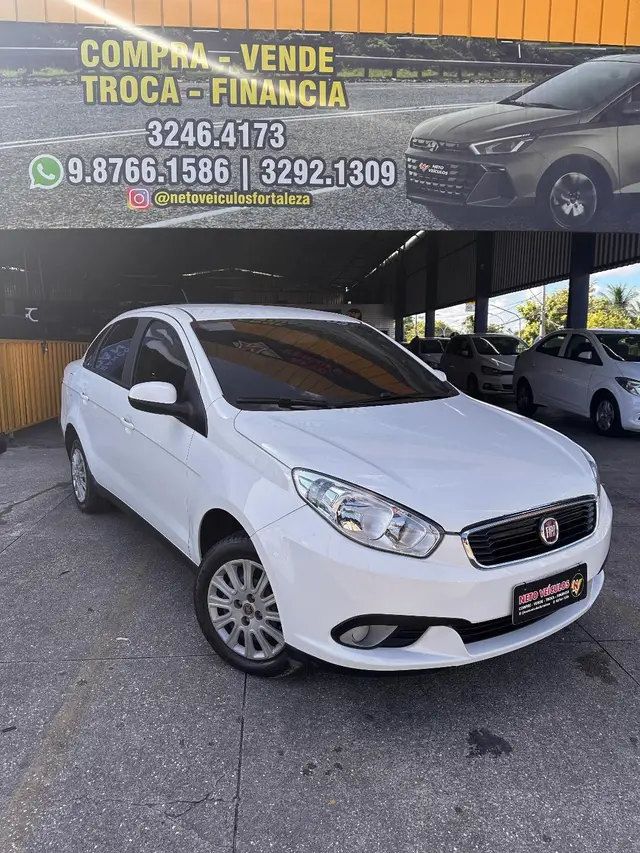 Carro Fiat Grand Siena 2018 Attractive 1.0 (Flex)