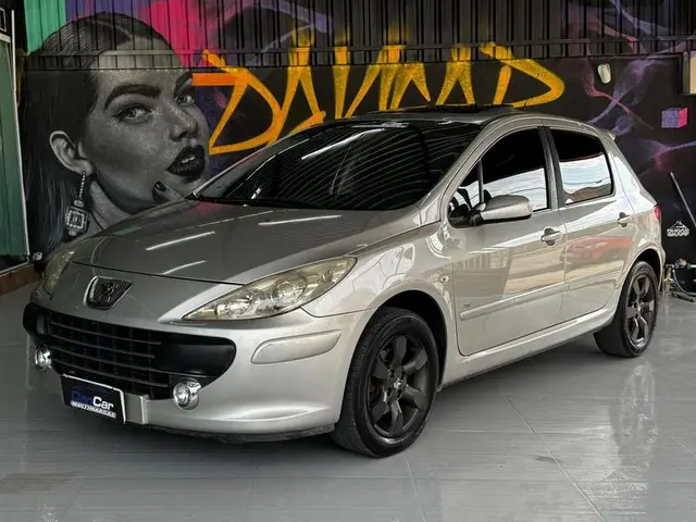 Carro Peugeot 307 2011 Hatch. Feline 2.0 16V (flex) (aut)