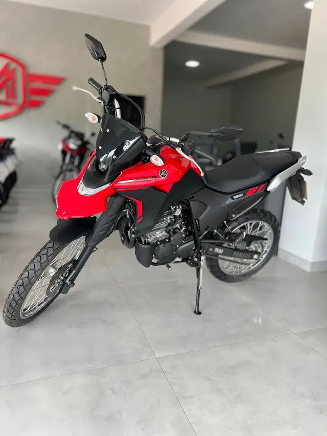 Moto Yamaha XTZ 250 Lander 2025 Connected