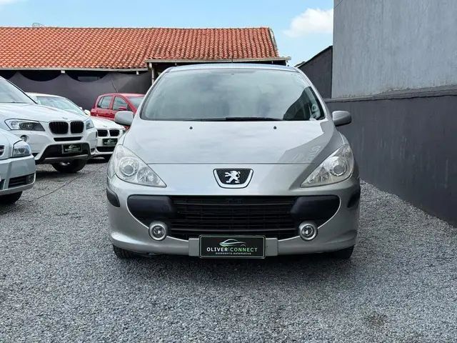 Carro Peugeot 307 2009 Hatch. Feline 2.0 16V (flex)