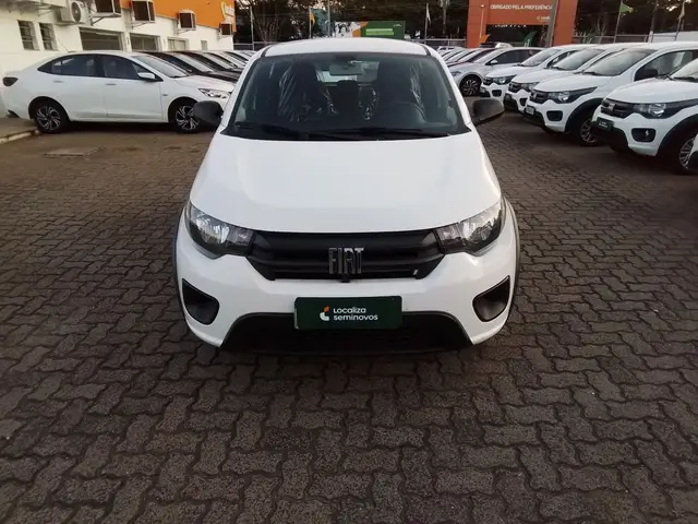 Carro Fiat Mobi 2024 Trekking 1.0