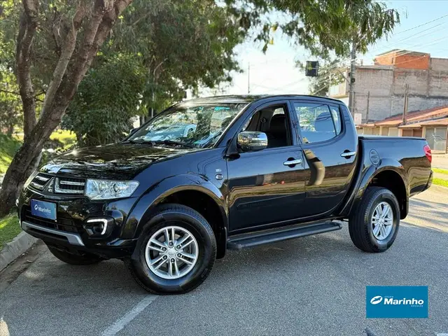 Carro Mitsubishi L200 Triton Sport 2017 3.5 V6 HPE 4WD (Flex) (Aut)
