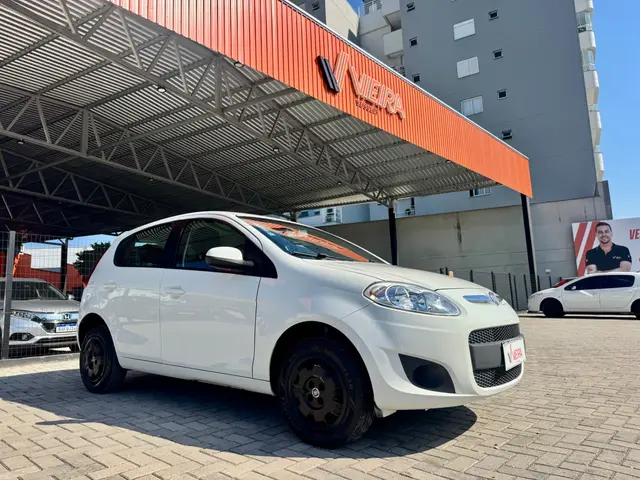 Carro Fiat Palio 2016 Attractive 1.0 Evo (Flex)