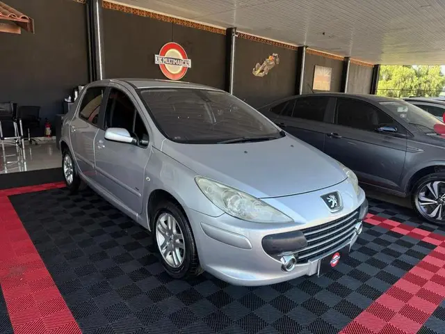 Carro Peugeot 307 2012 Hatch. Presence Pack 1.6 16V (flex)