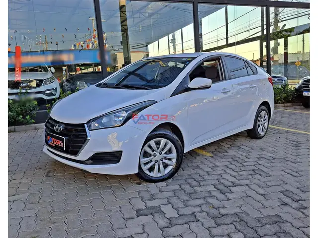 Carro Hyundai HB20S 2017 1.6 Comfort Plus (Aut) (Flex)