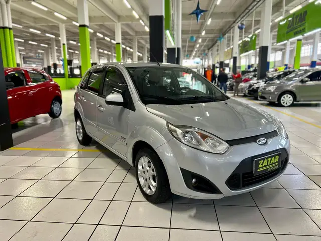 Carro Ford Fiesta Hatch 2011 1.6 (Flex)