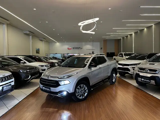 Carro Fiat Toro 2019 Volcano 2.0 diesel AT9 4x4