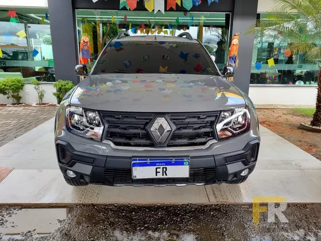 Carro Renault Oroch 2025 Intense 1.6 (Flex)