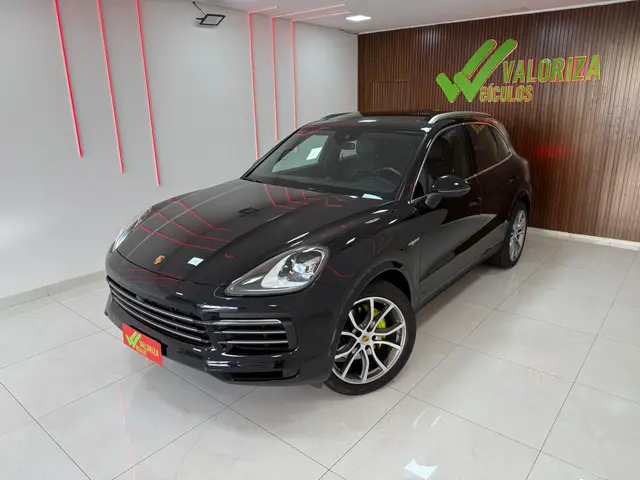 Carro Porsche Cayenne 2020 E-Hybrid 3.0 V6