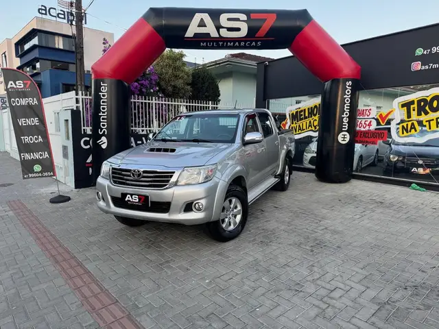 Carro Toyota Hilux Cabine Dupla 2015 Hilux 3.0 TDI 4x4 CD SRV (Aut)