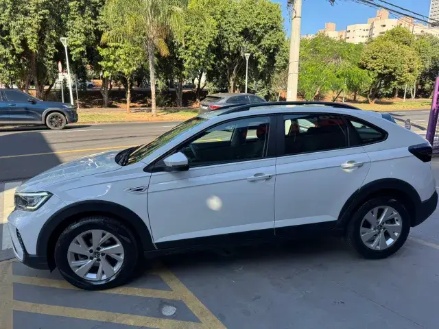 Carro Volkswagen Nivus 2024 Comfortline 200 TSI