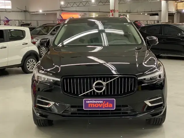 Carro Volvo XC60 2021 Momentum T8 2.0 Hybrid AWD (Aut)