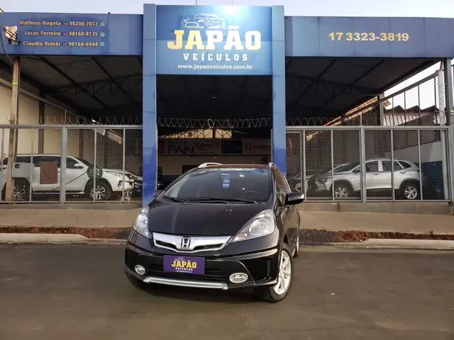 Carro Honda Fit 2014 Twist 1.5 16v (Flex)