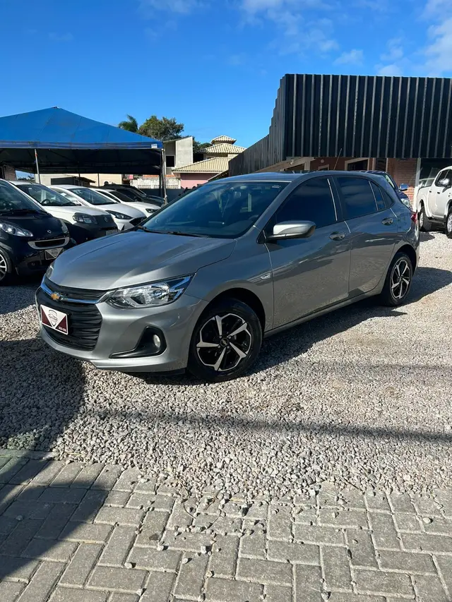 Carro Chevrolet Onix 2024 LT 1.0