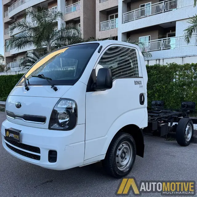 Carro Kia Bongo 2019 2.5 STD RS Sem Carroceria