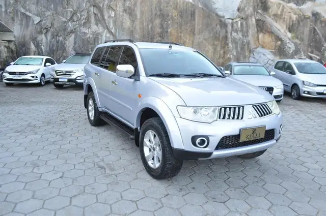 Carro Mitsubishi Pajero Dakar 2012 3.2 4WD (Aut)