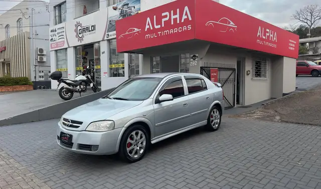 Carro Chevrolet Astra Hatch 2011 Advantage 2.0 (Flex)