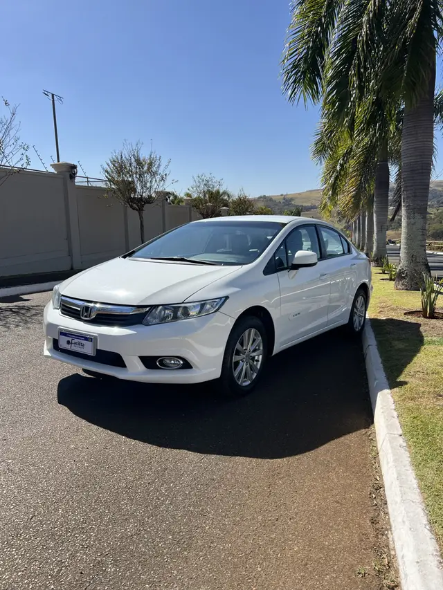 Carro Honda Civic 2014 New  LXS 1.8 16V i-VTEC (Aut) (Flex)